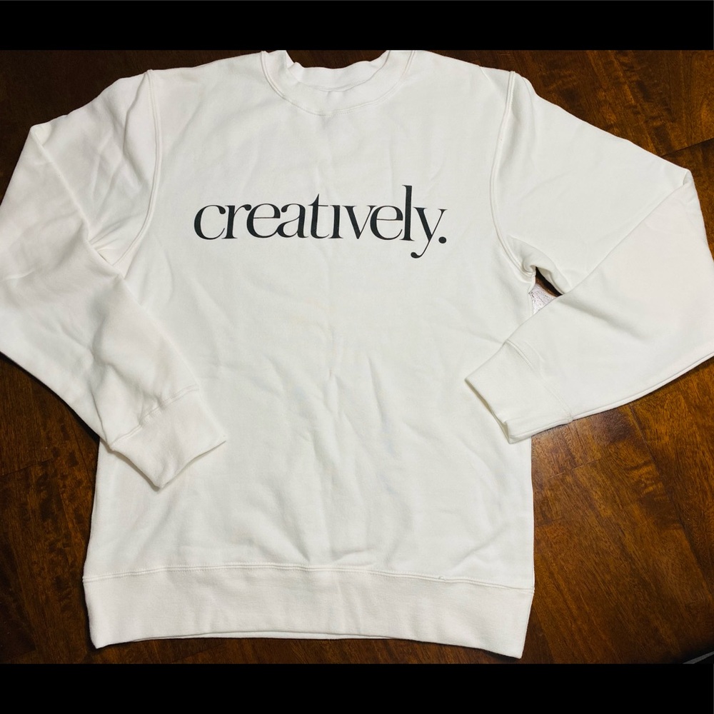 Sweatshirt